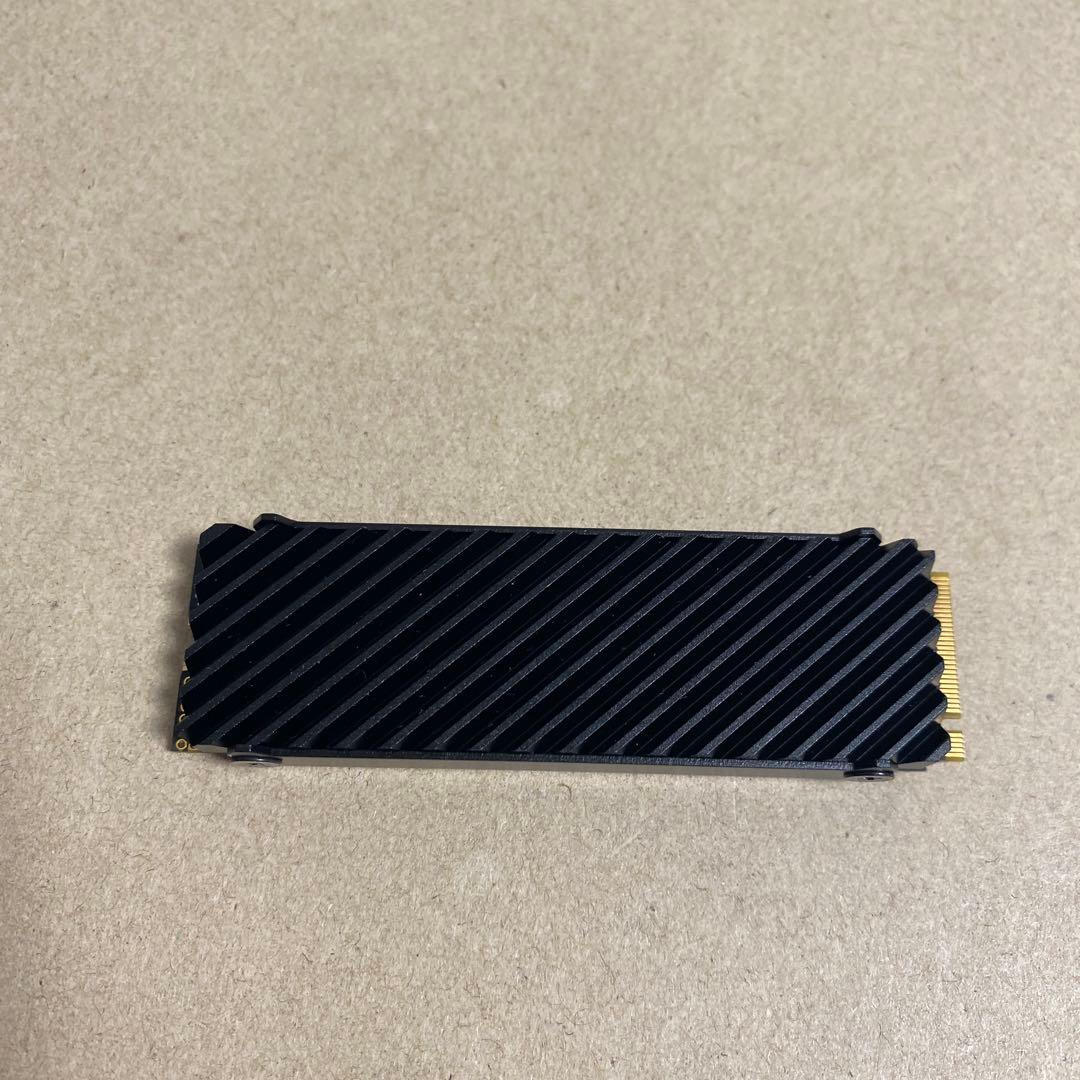 ジャンク品　MONSTER MS950 SSD 2TBとシリコンパワー 2TB