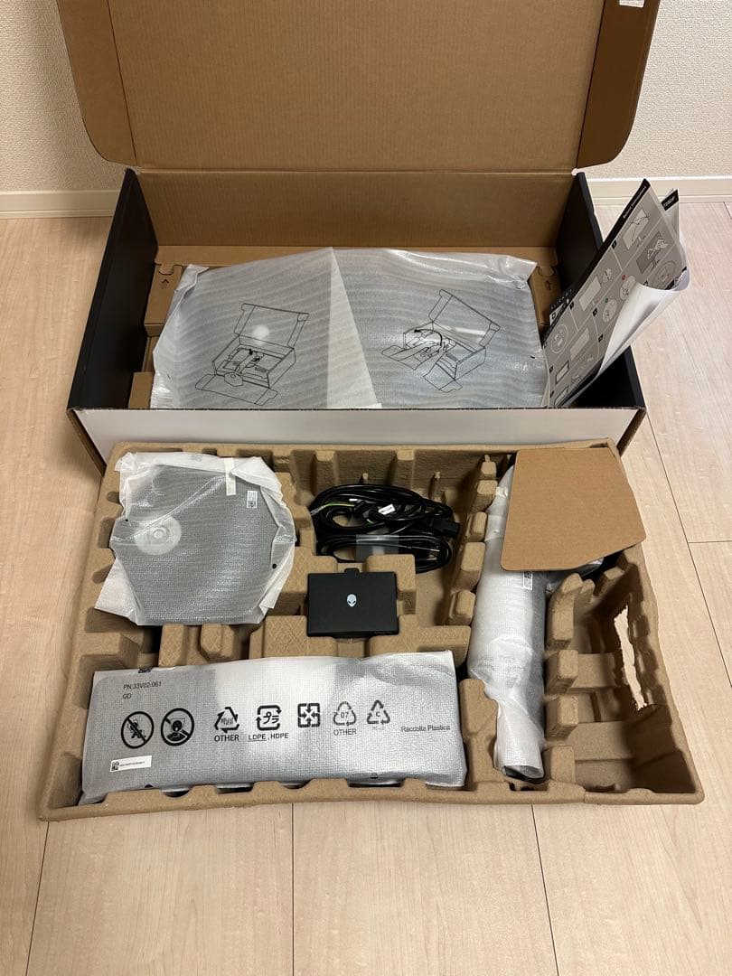 Alienware27インチ AW2725DF ゲーミングモニター