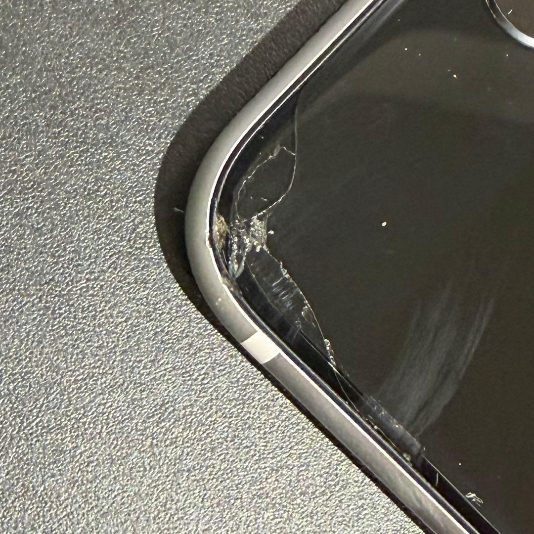 iPhone SE2 64GB ホワイト docomo版SIMフリー