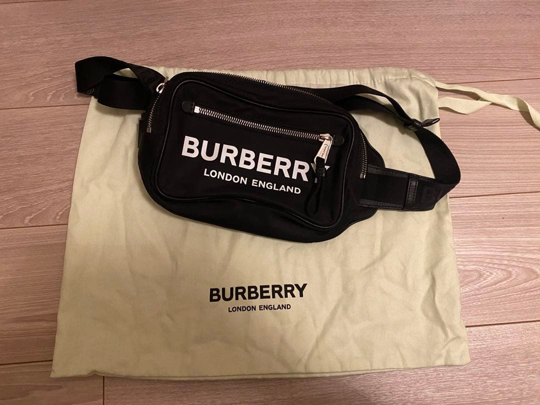 BURBERRY（バーバリー） ボディバッグ・ウエストポーチ ブラック