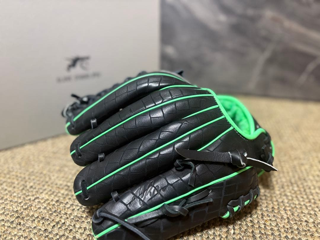 トモ　値引きは金額提示RYU 5周年限定グローブ