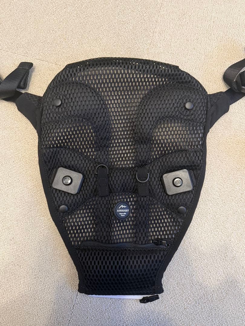 【美品】エアバギー 抱っこ紐 ブラック