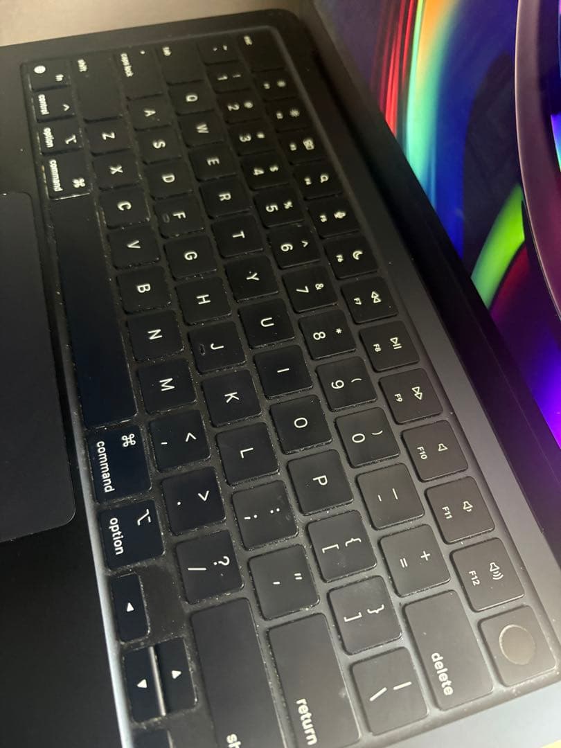 M2 MacBook Air 16GB/256GB ミッドナイト