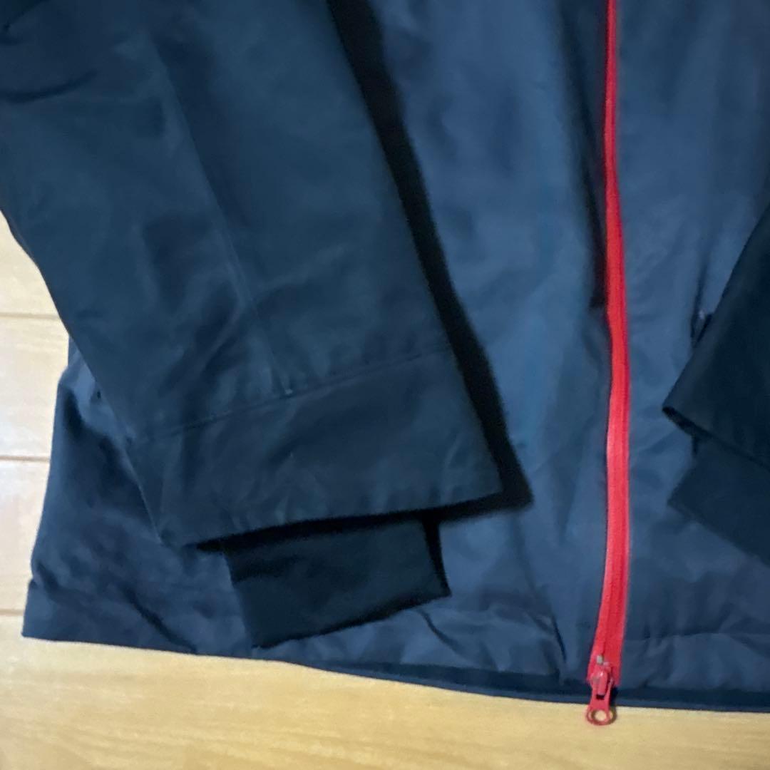 adidasのスノーボードウエアセット上下