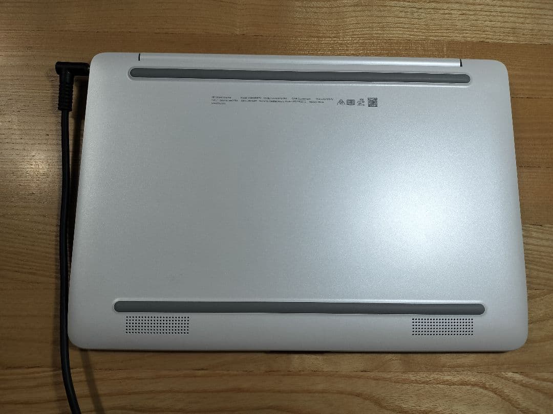 HP ノートPC ホワイト Intel搭載