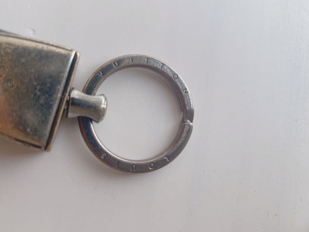 ルイヴィトン キーリング ダミエアンフィニ ポルトクレ 【値段交渉受付中】