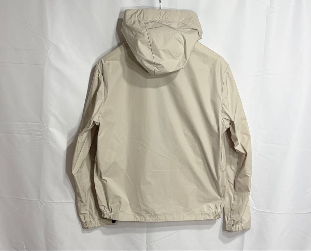 ［極美品］モンクレール　ナイロンパーカー　サイズ1 ベージュ　カルレス