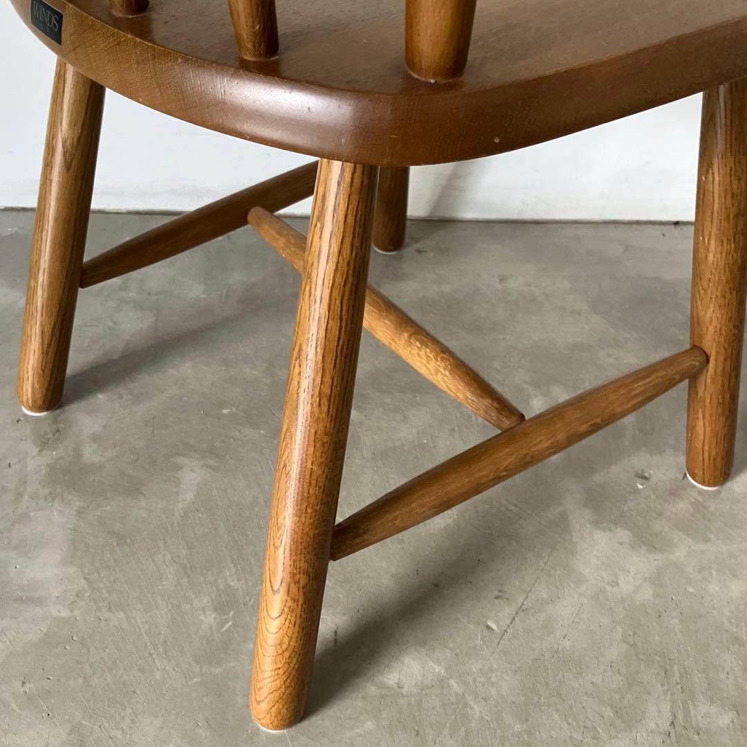 ナチュラルなウィンザーチェア②