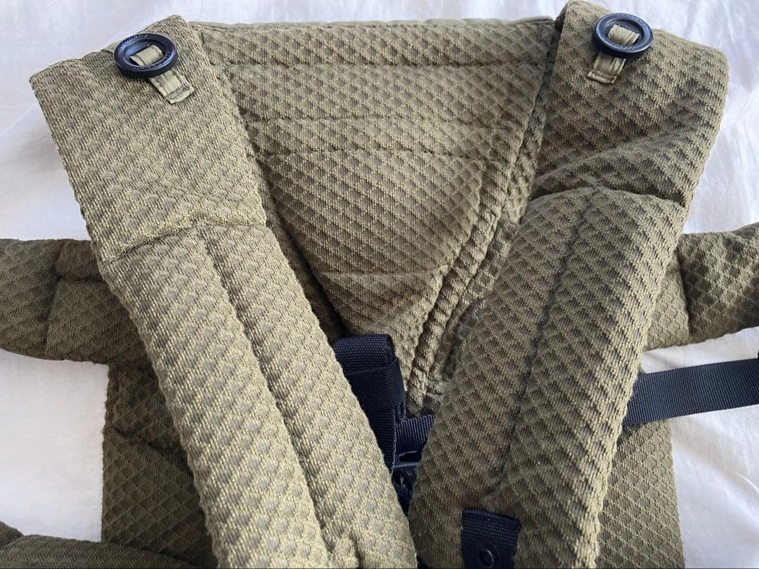 エルゴベビー　抱っこ紐　オムニブリーズ　オリーブグリーン