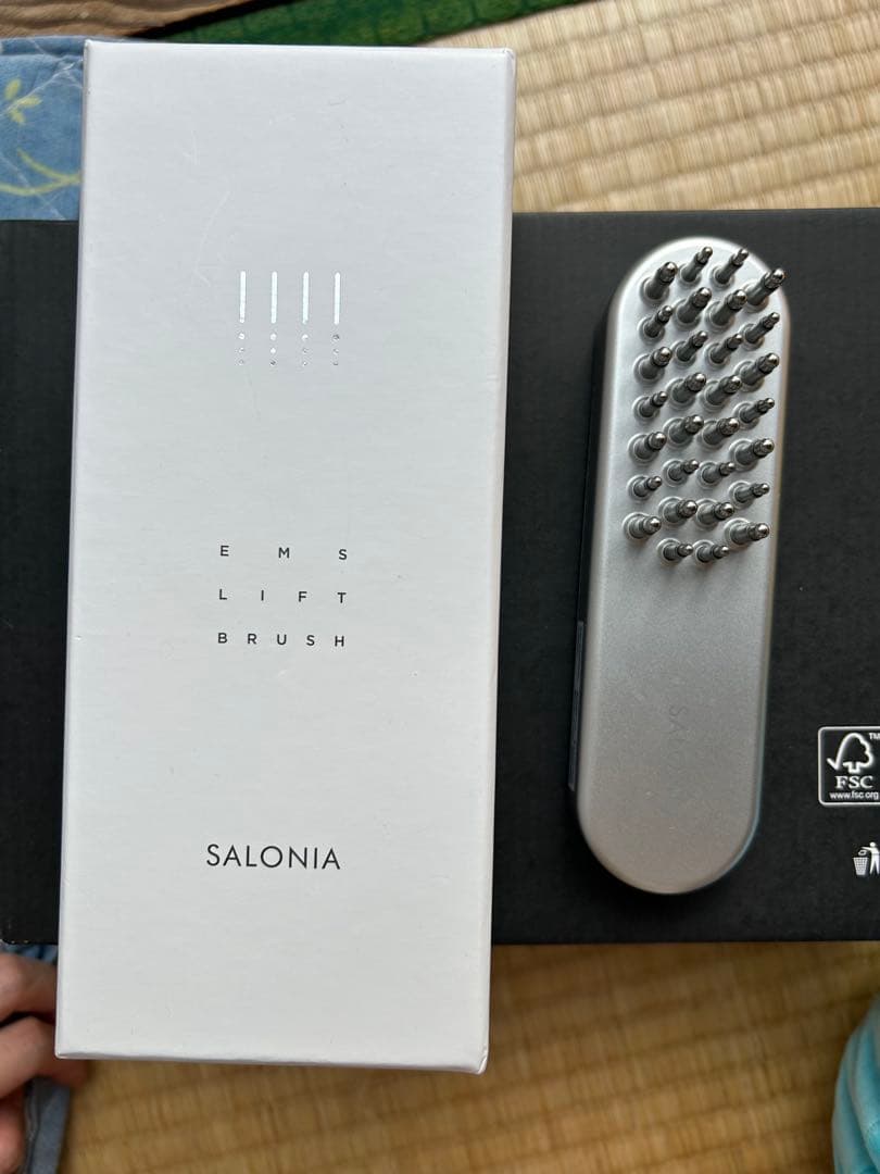 SALONIA EMS リフトブラシ 電気ブラシ 美顔器　サロニア