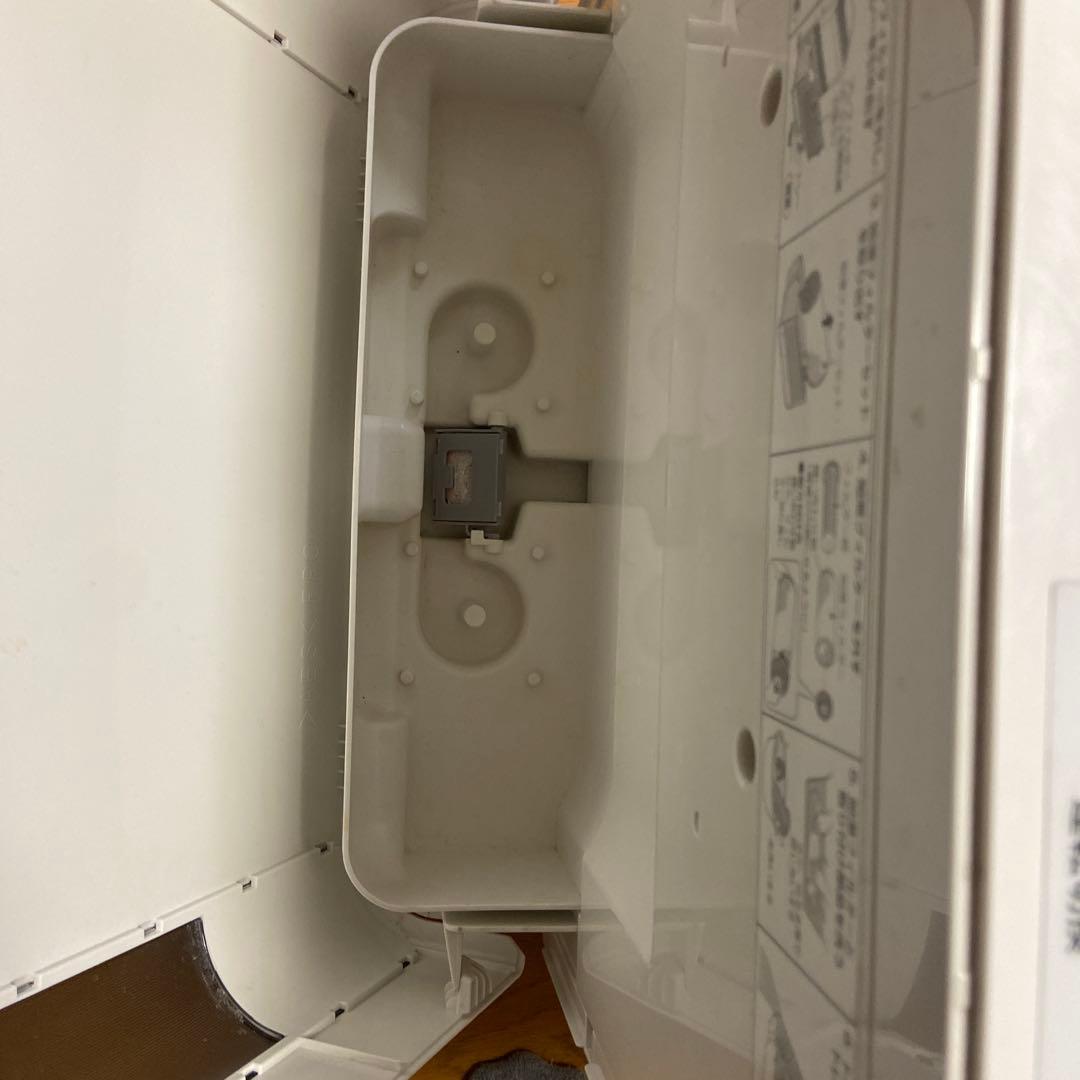 【値引き】冬場に大活躍！大容量！！Panasonic 加湿機 ホワイト