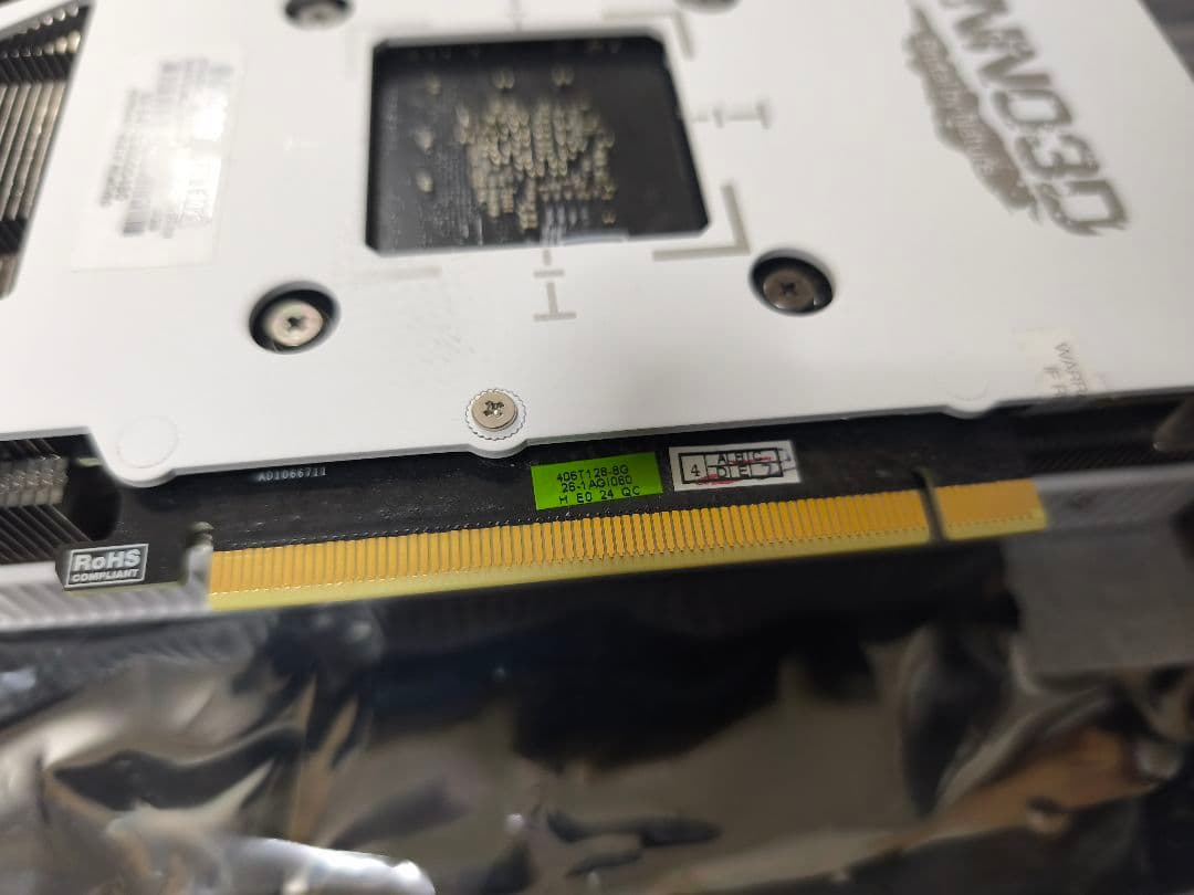 INNO3D GeForce RTX4060ti(8GB) ホワイトカラー