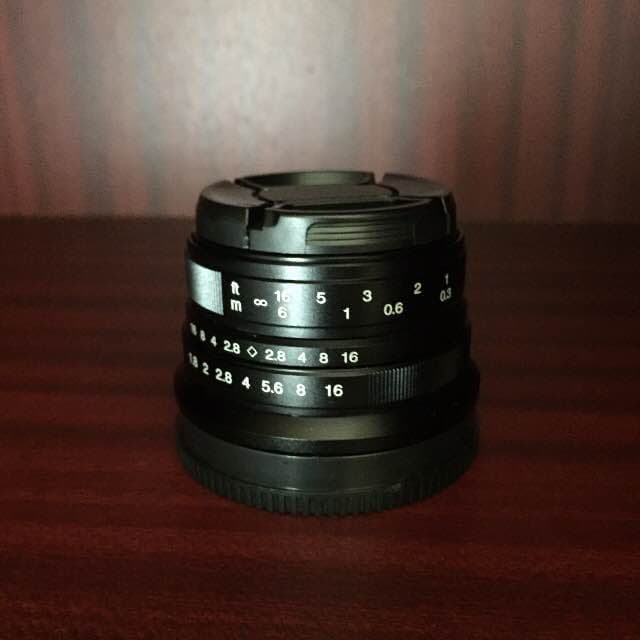25mm F1.8 MF 単焦点レンズ！SONY Eマウント対応！ブラック！美品