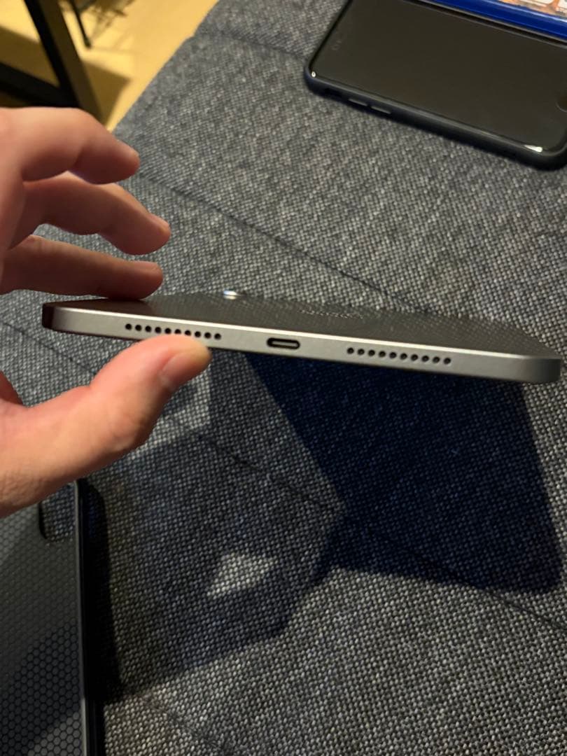 iPad mini 7 第7世代ペン付128GBWi-Fiモデル　スペースブラッ