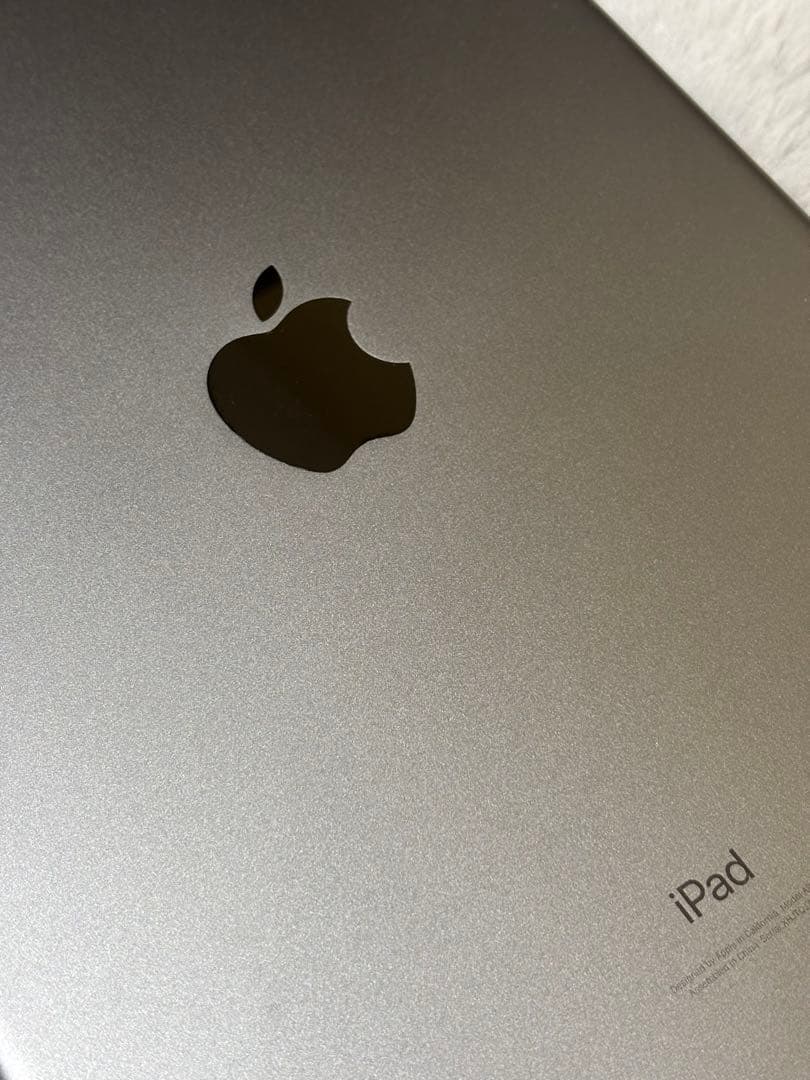 iPad (第9世代) 64GB シルバー 本体 バッテリー最大容量92%
