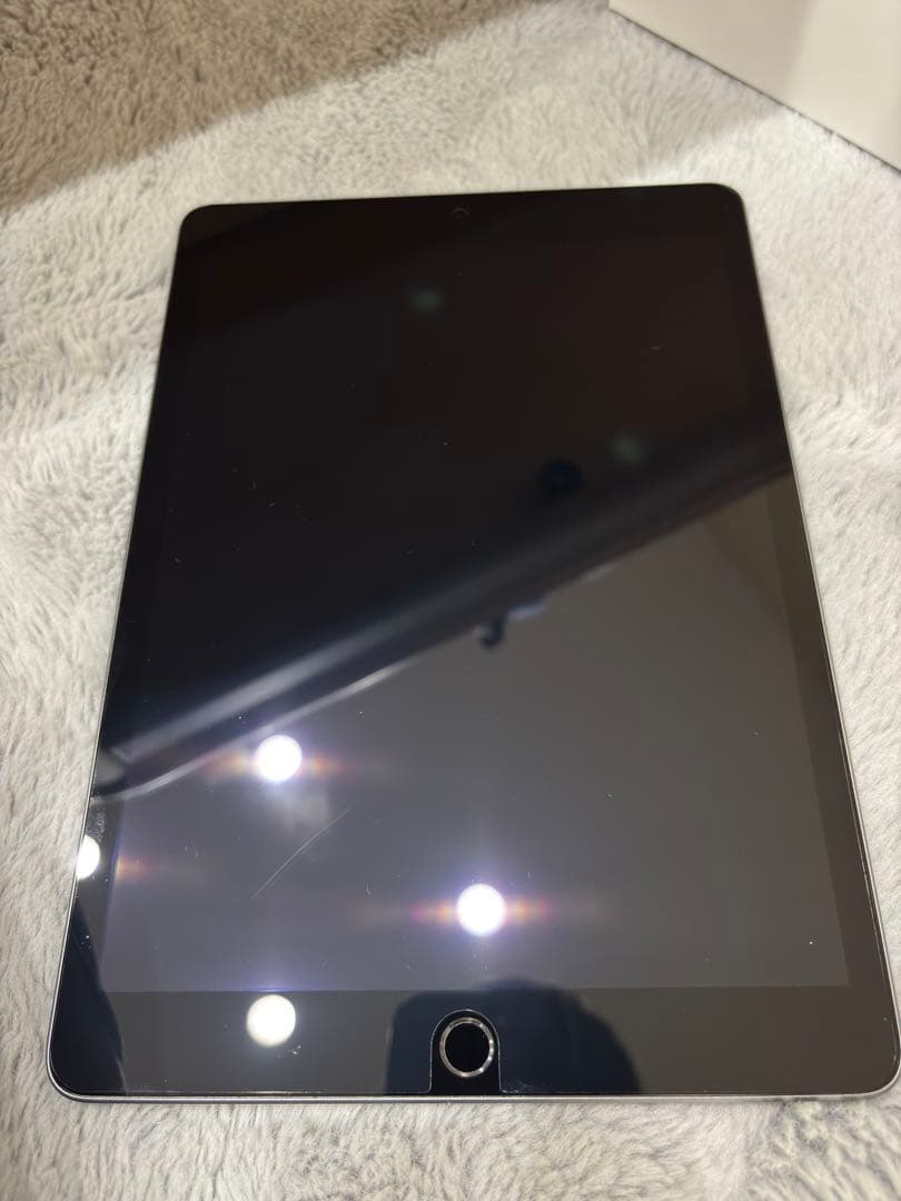 iPad (第9世代) 64GB シルバー 本体 バッテリー最大容量92%