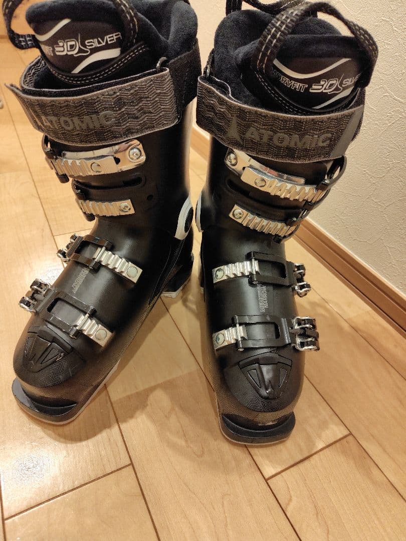 スキーブーツ　アトミック　Atomic Hawx 85 女性用スキー靴