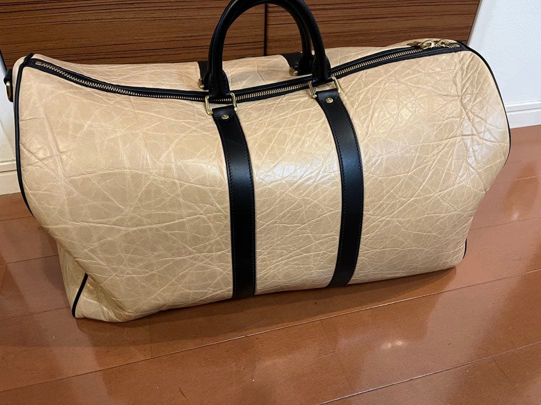 ハンティングワールド　ボストンバック　ゴールドロゴ