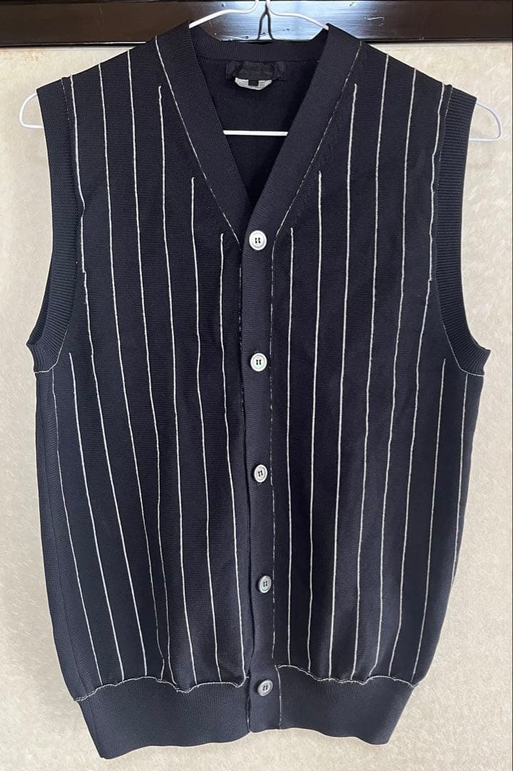 ストライプニットベスト