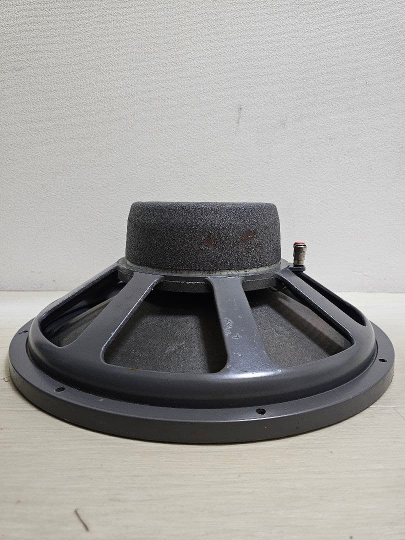 スピーカー・ウーファー JBL 2205C