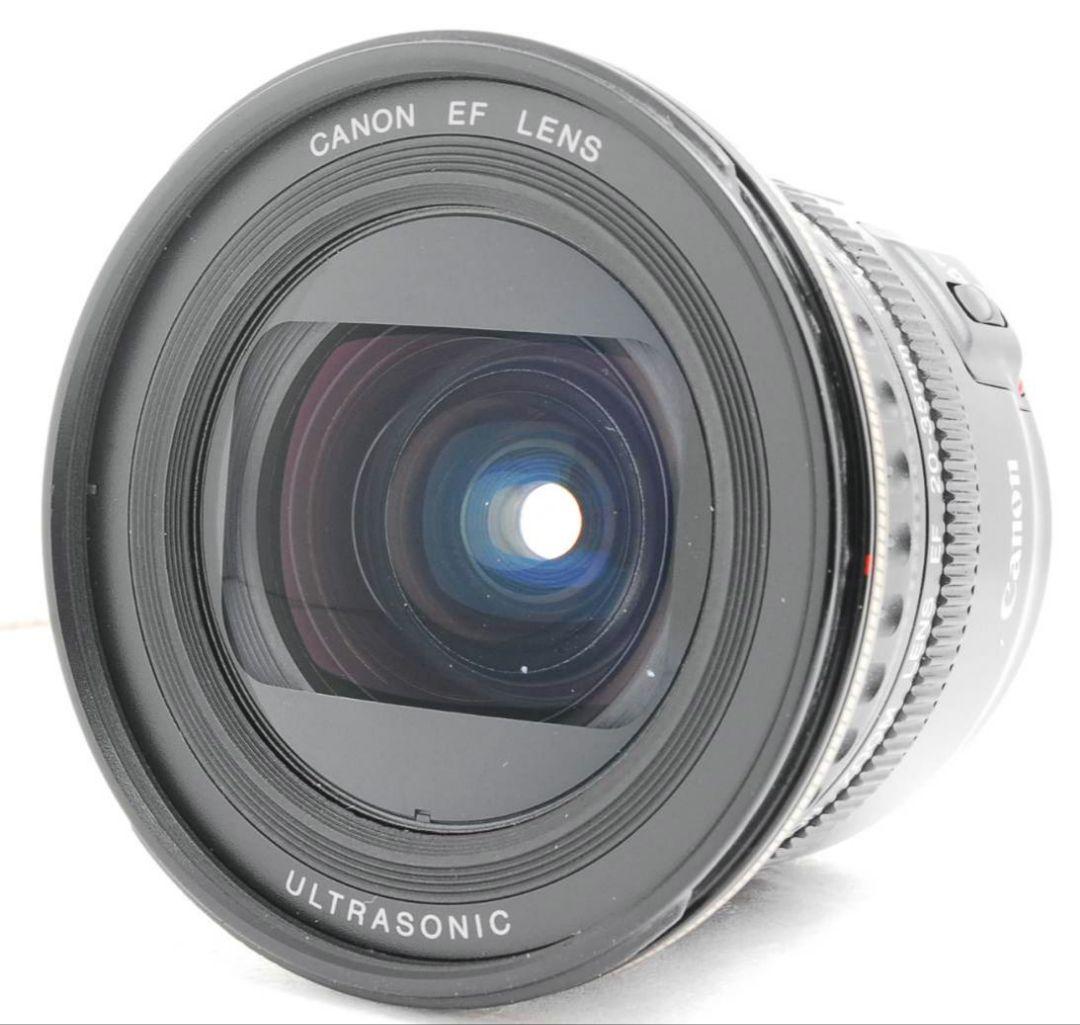 Canon EF 20-35mm1:3.5-4.5♥軽量コンパクト♥超広角レンズ