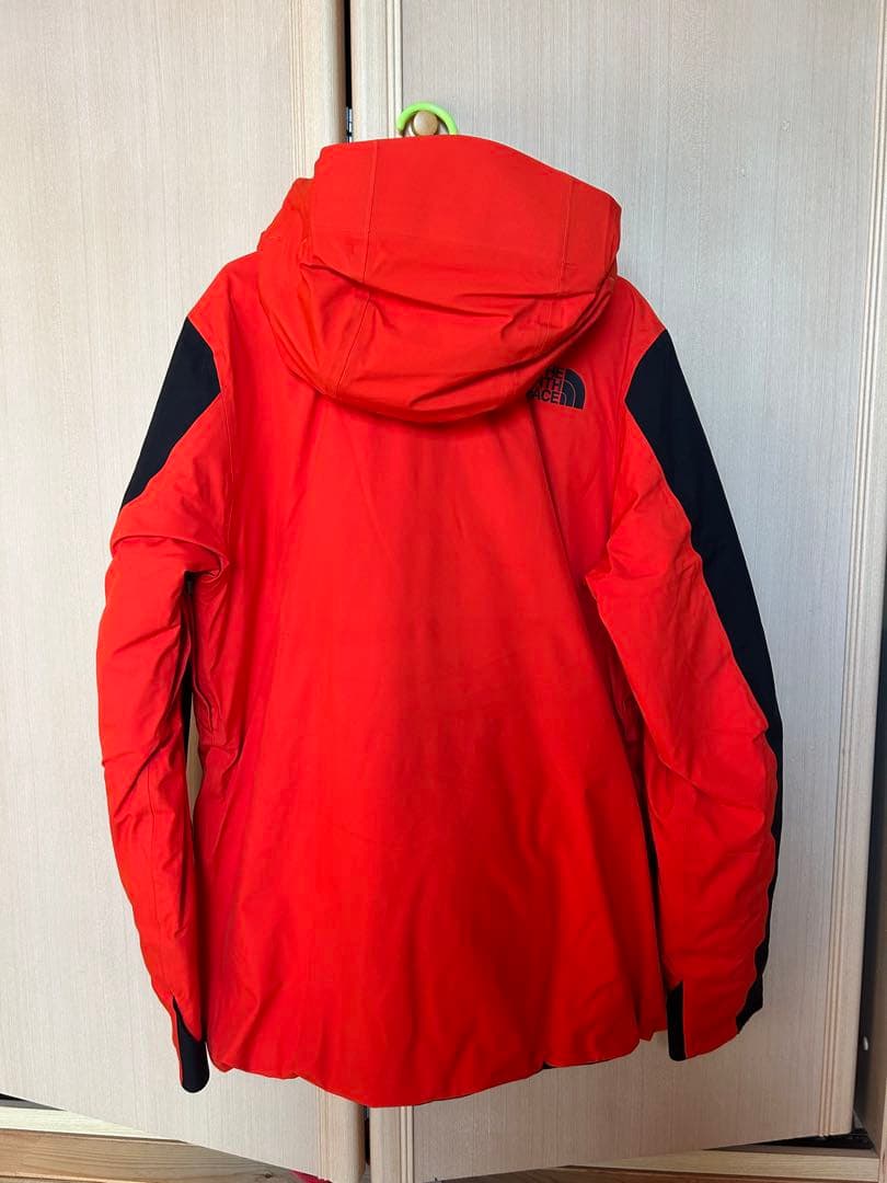 THE NORTH FACE マウンテンパーカー オレンジ黒
