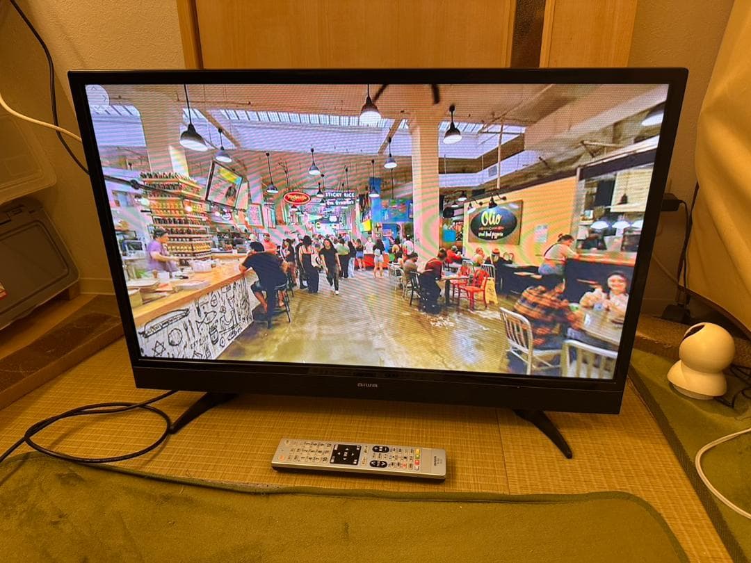 aiwa アイワ　32型　テレビ　TV-32HF10W　2019年製　超美品！