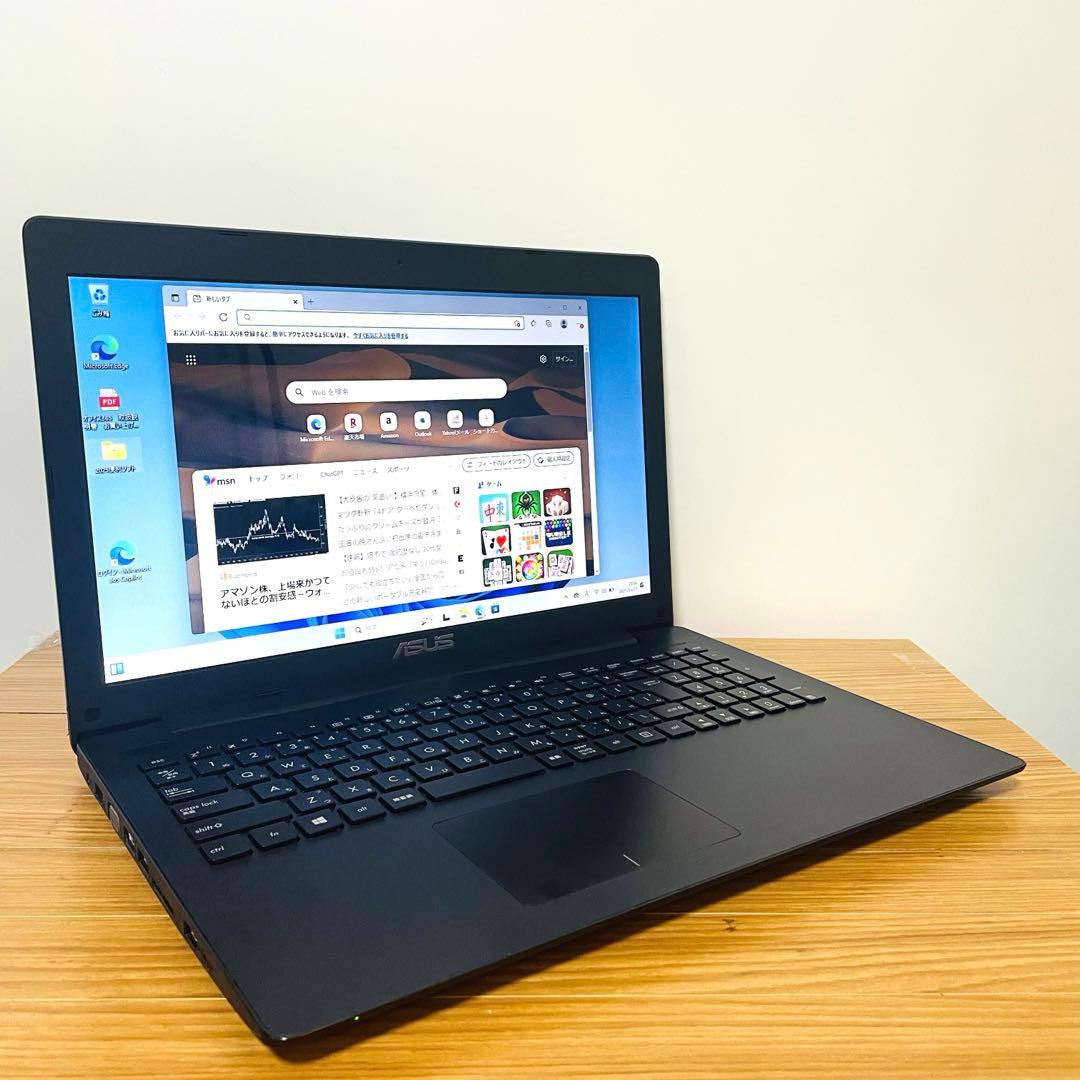 ブラックSSD ASUSノートパソコン　Windows11オフィスDVD