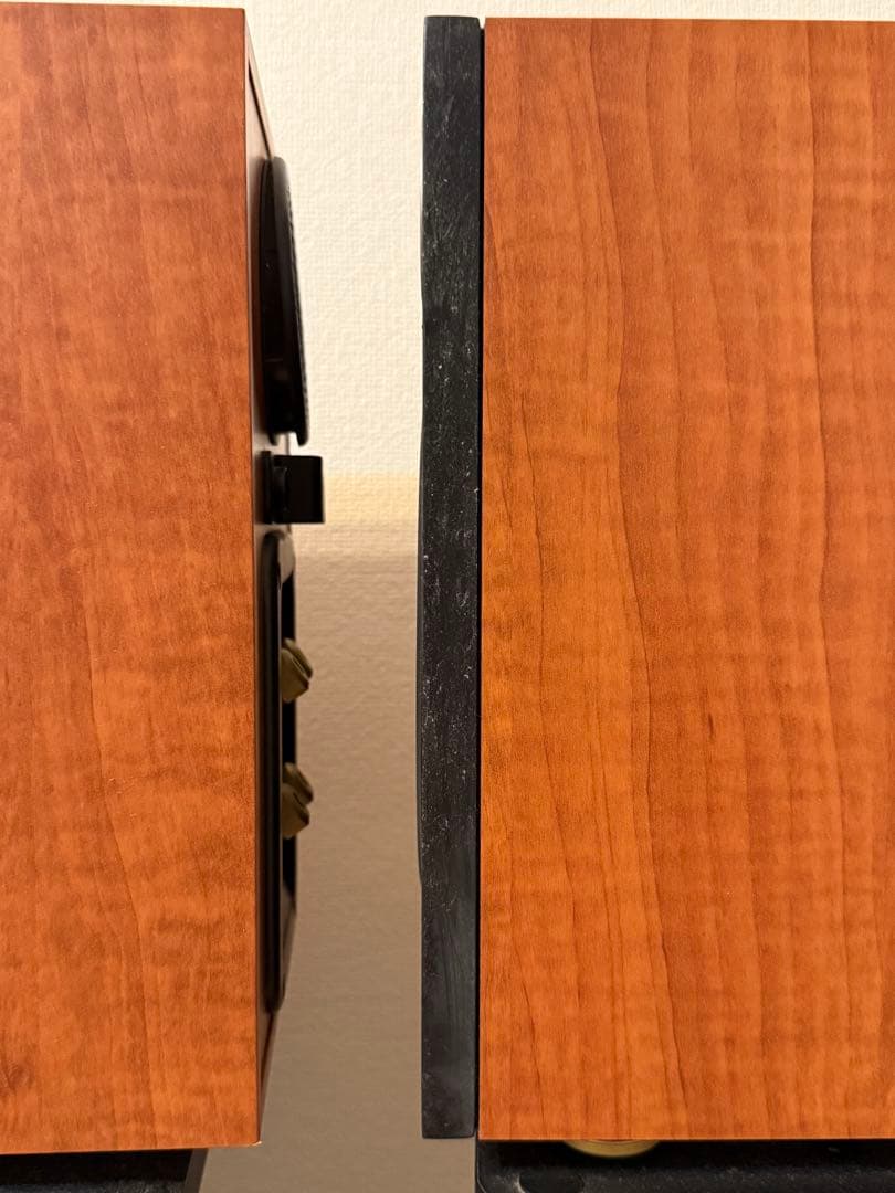 B&W(Bowers&Wilkins) 686 ブックシェルフスピーカー ペア