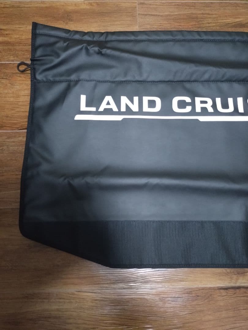 ランドクルーザープラド150系ラゲージプロテクター