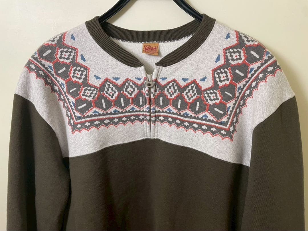 美品　DELUXEWARE ハーフジップスウェット　雪柄　XL