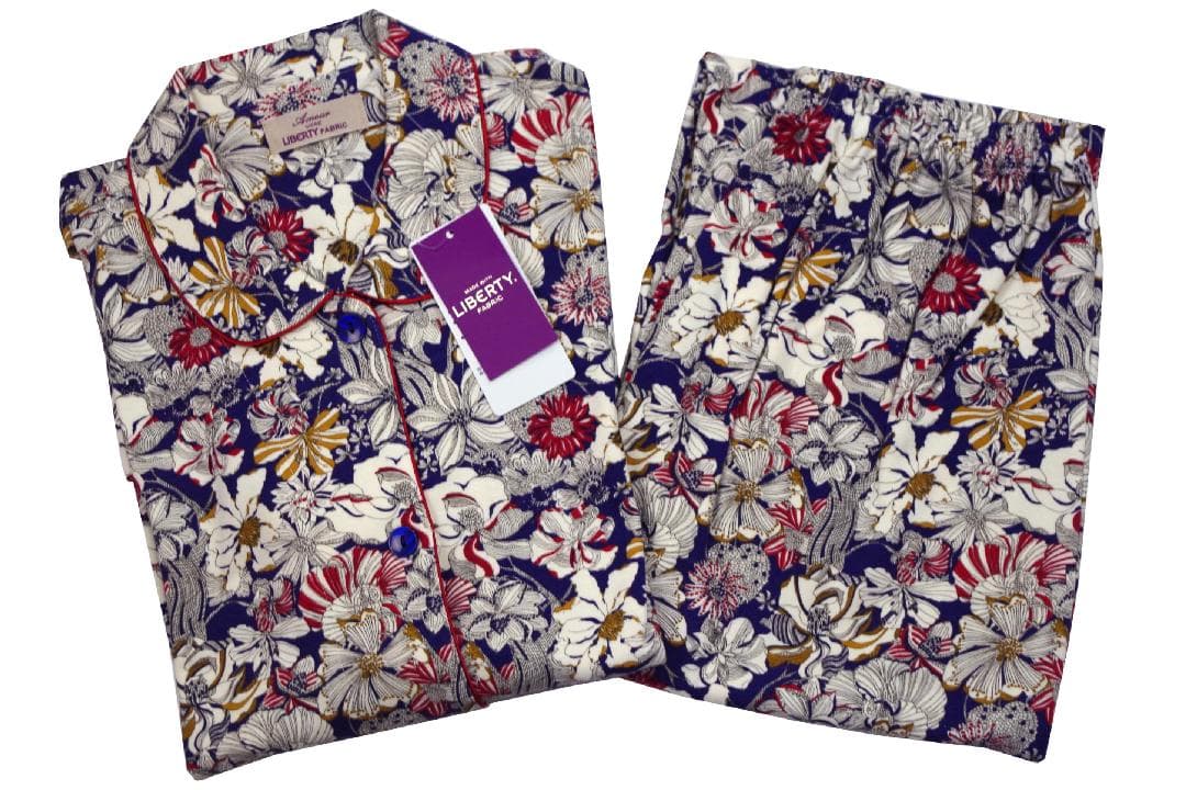 【新品】リバティ LIBERTY fabric　秋冬物厚手スムースパジャマ（L)