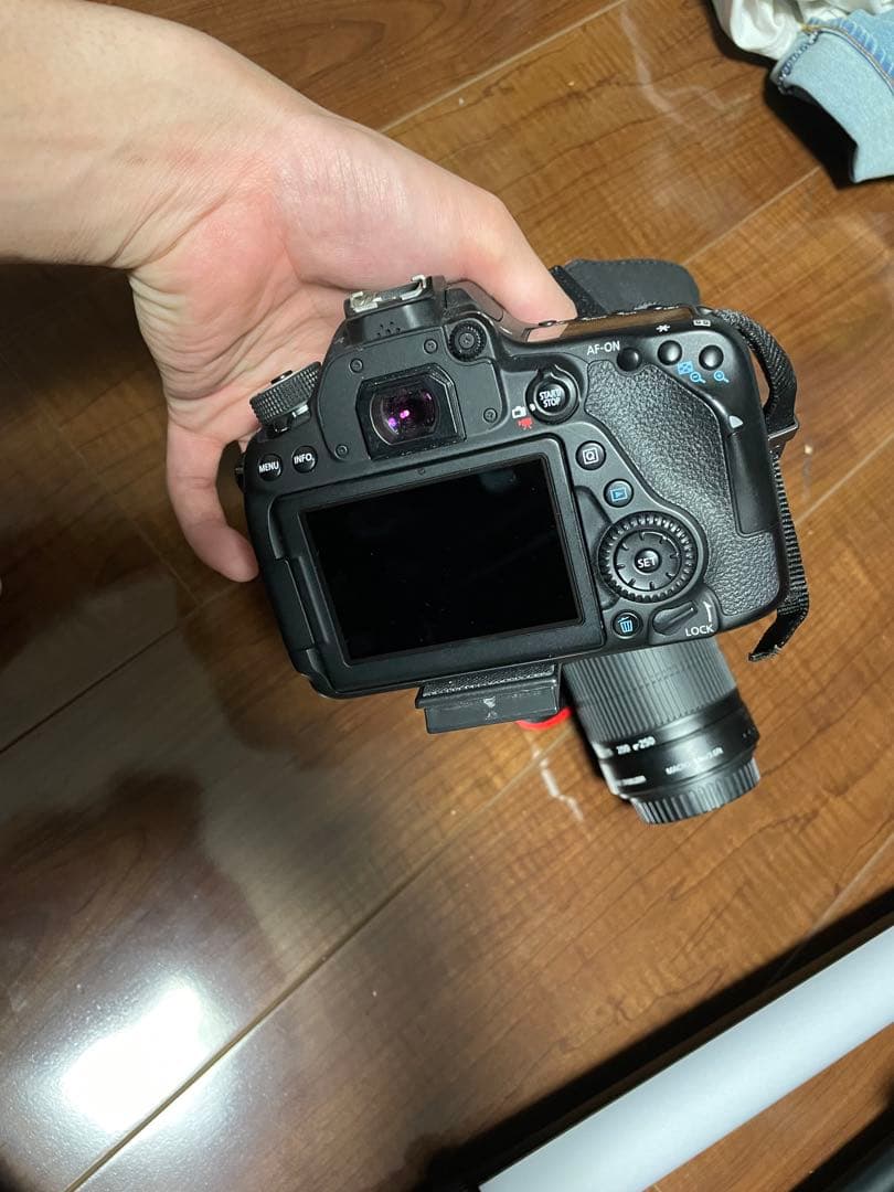 デジタルカメラ Canon EOS 80D