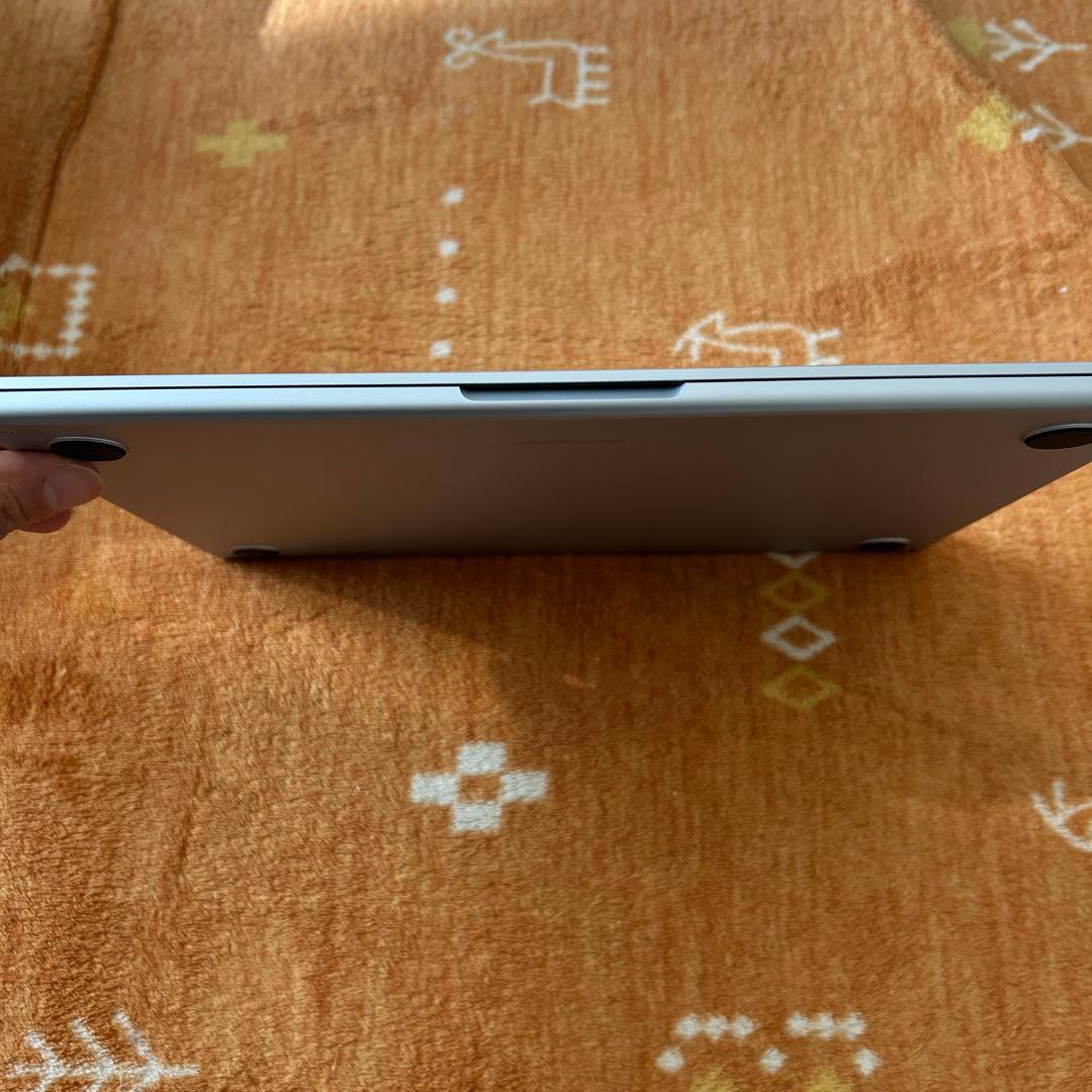 極美品MacBookAir M4 2025 13㌅250GB 16GB