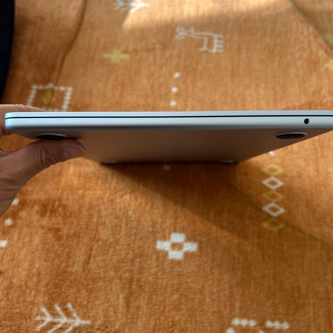 極美品MacBookAir M4 2025 13㌅250GB 16GB