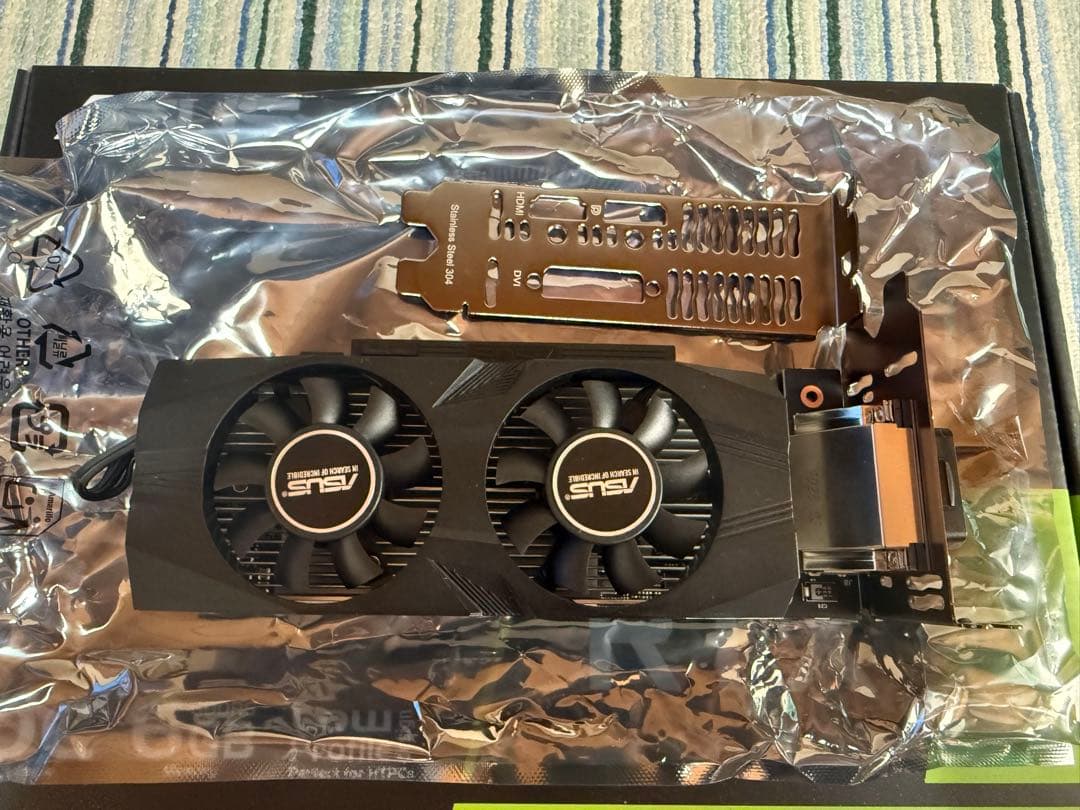 グラフィックボード・グラボ・ビデオカード ASUS GeForce RTX 3050 LP BRK OC Edition