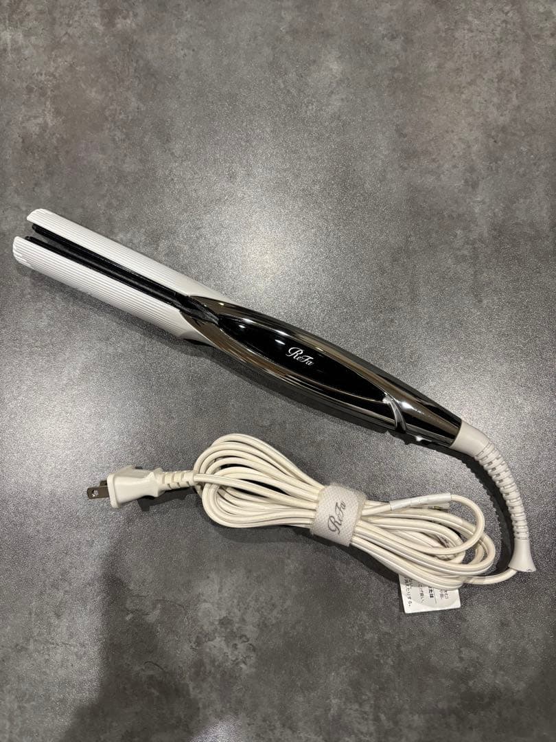 ⭐︎美品⭐︎【⭐️箱不要¥500割引】MTG リファ　ReFaストレートヘアアイロン①