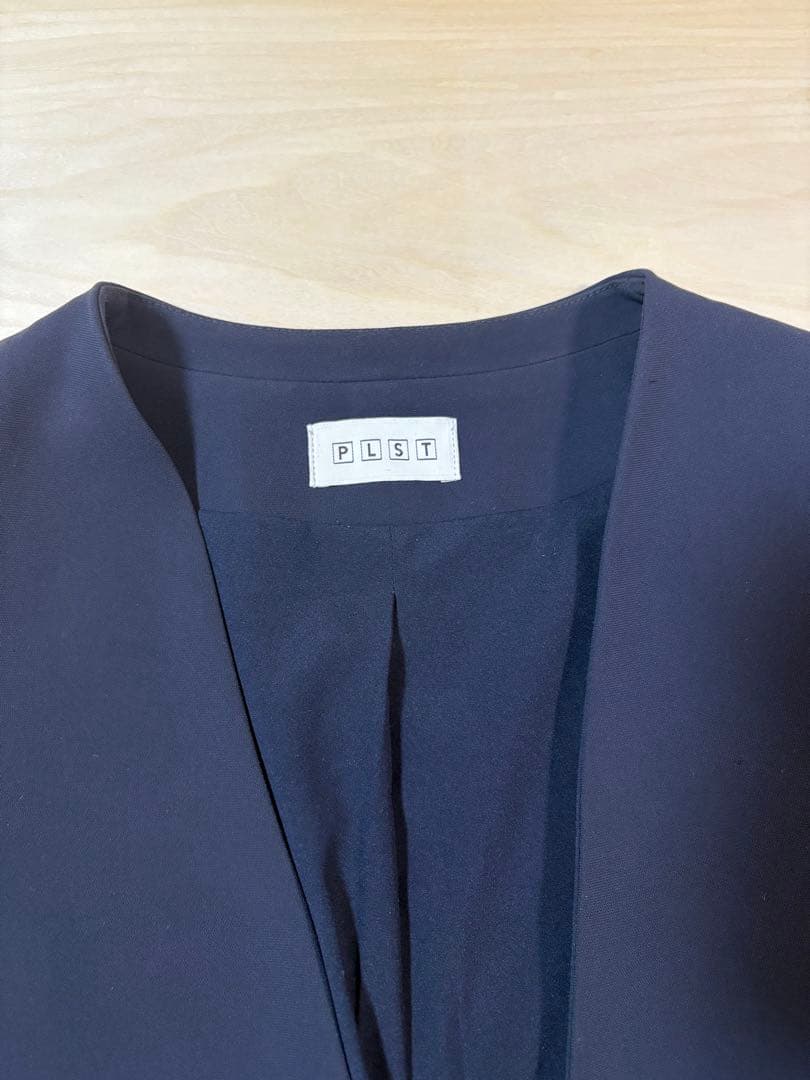 極美品✨ PLST トリアセブランド ノーカラー セットアップ 紺 S 2023