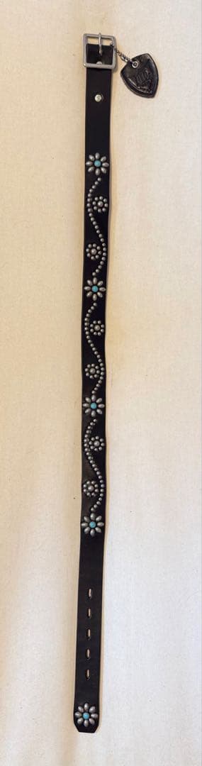 ⭐️新品⭐️HTC⭐️フラワーターコイズ⭐️シルバースタッズ⭐️ブラックレザー⭐️30インチ