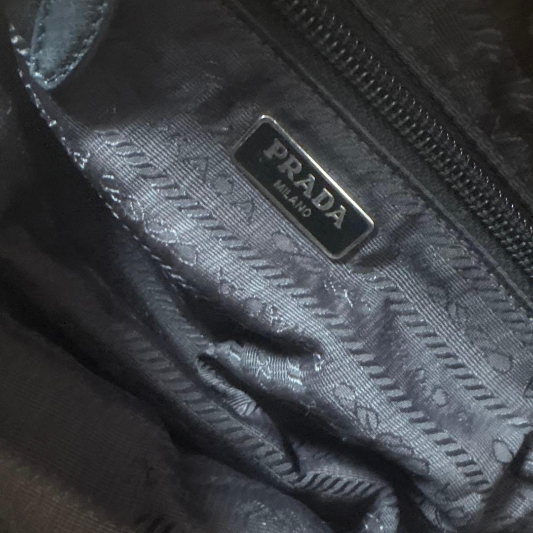 PRADA サーフィンイラスト コスメポーチ