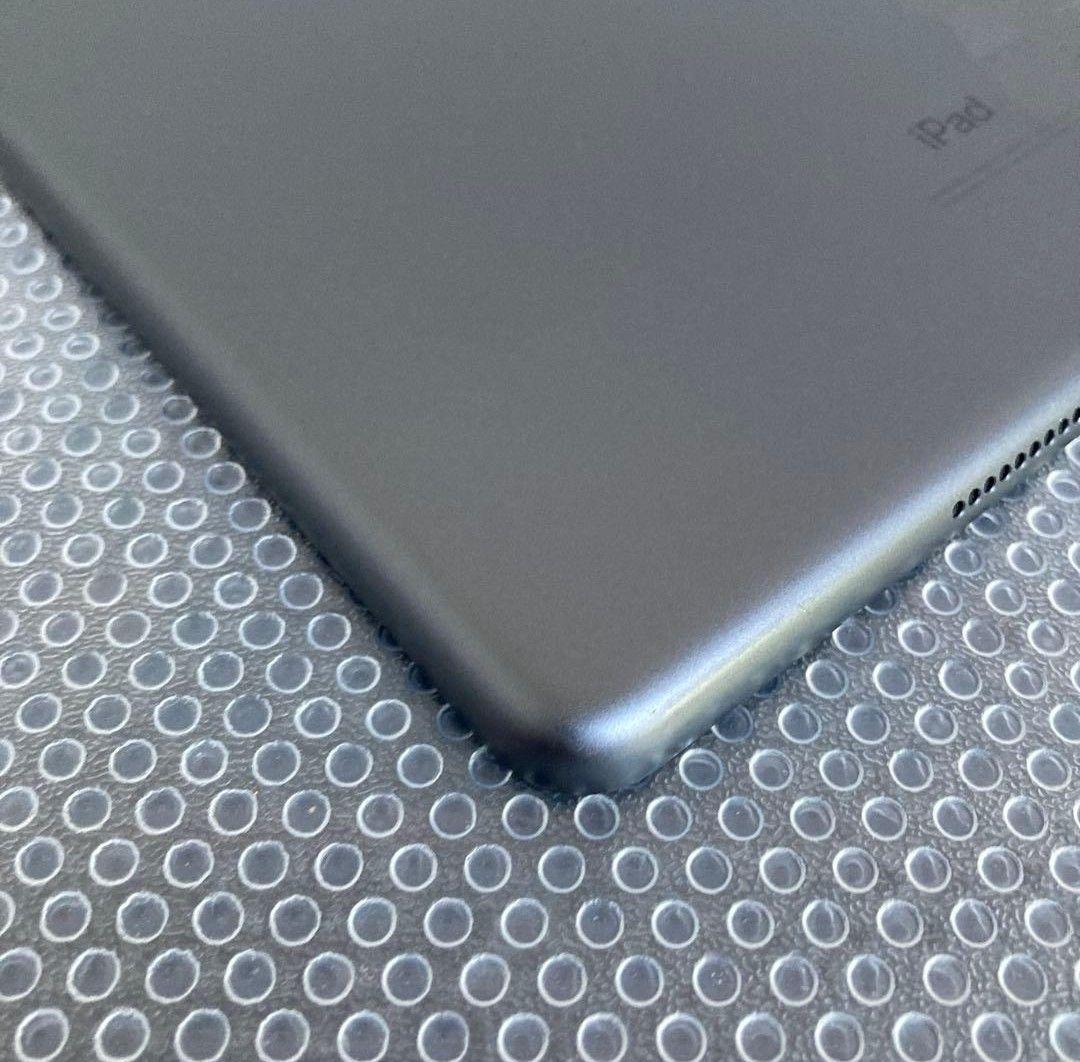 iPad7 第7世代 32GB WIFIモデル☆