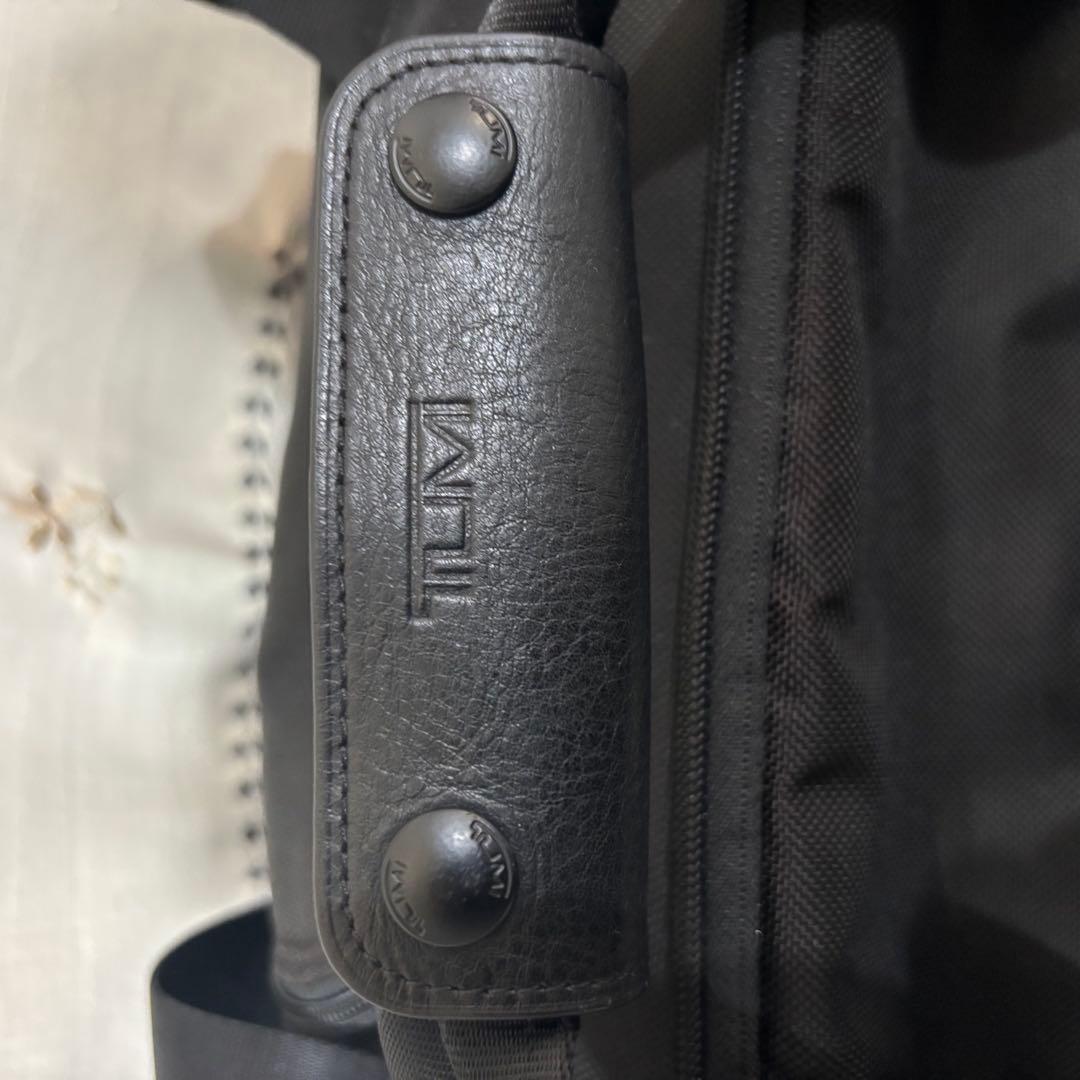 TUMI ALPHA2 22052D2 2輪キャリー黒 大容量 ビジネス 旅行