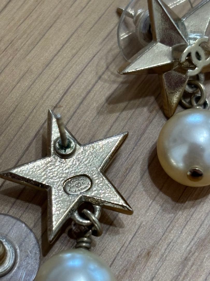 シャネルのピアス