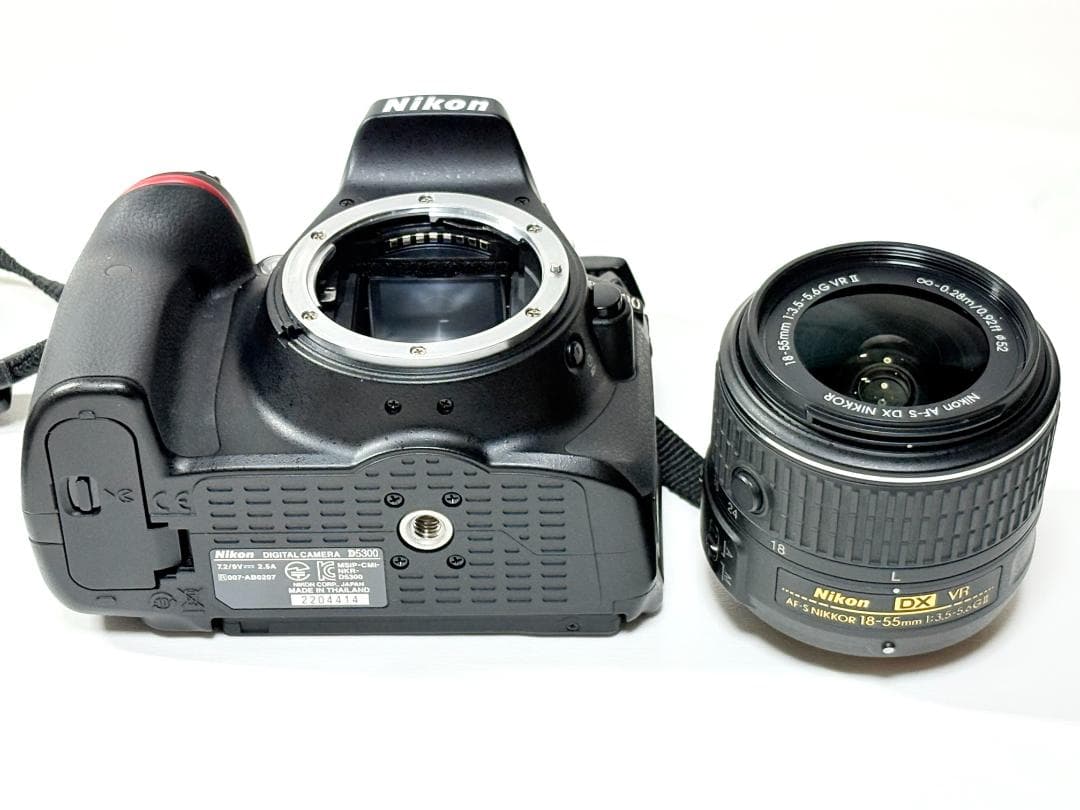 【美品 元箱付き】 Nikon D5300 レンズキット