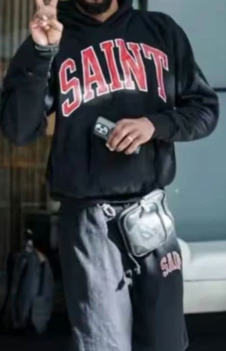 SAINT ××××××パーカー