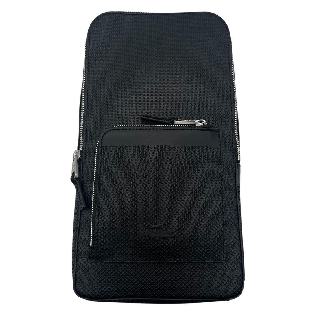 未使用級✨LACOSTE ラコステ　ボディバッグ　エンボス　シャンタコ