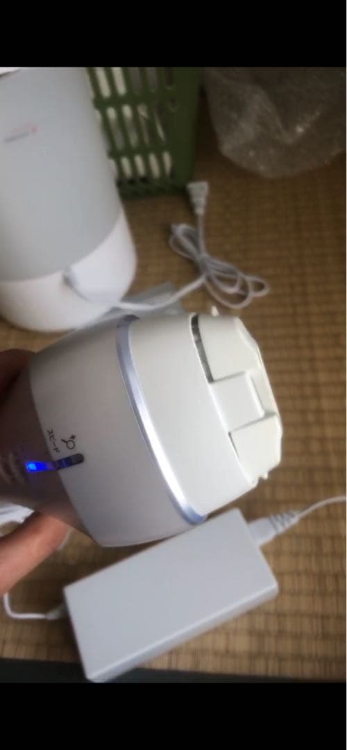 ハンドヘルド美顔器 シルバー