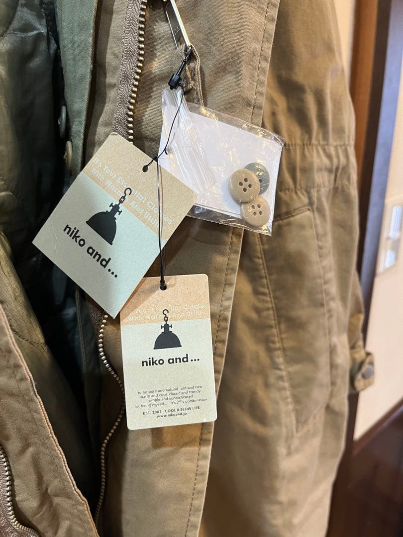 niko and...ライナーセットスタンドコート　キャメルM