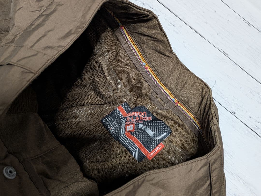 BURTONバートン　スノーボードスノボースキーウェア　サイズXL