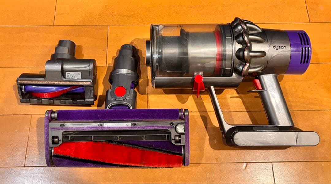 う*ぎ様 ★値下げ! ダイソン dyson V10 SV12 クリーナー 稼働確